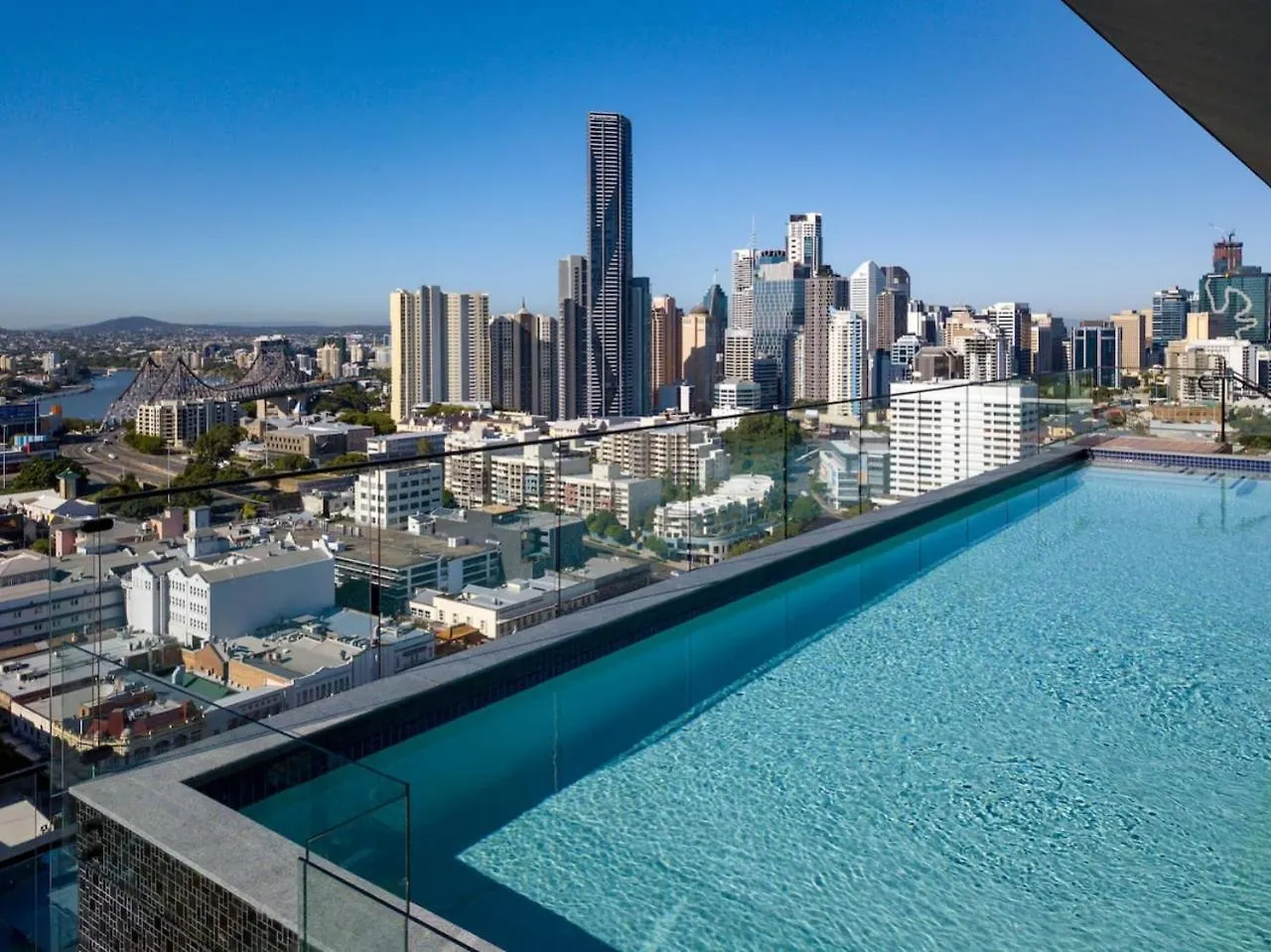 Appartement 2Br Luxury Retreat With Rooftop Pool Access Brisbane