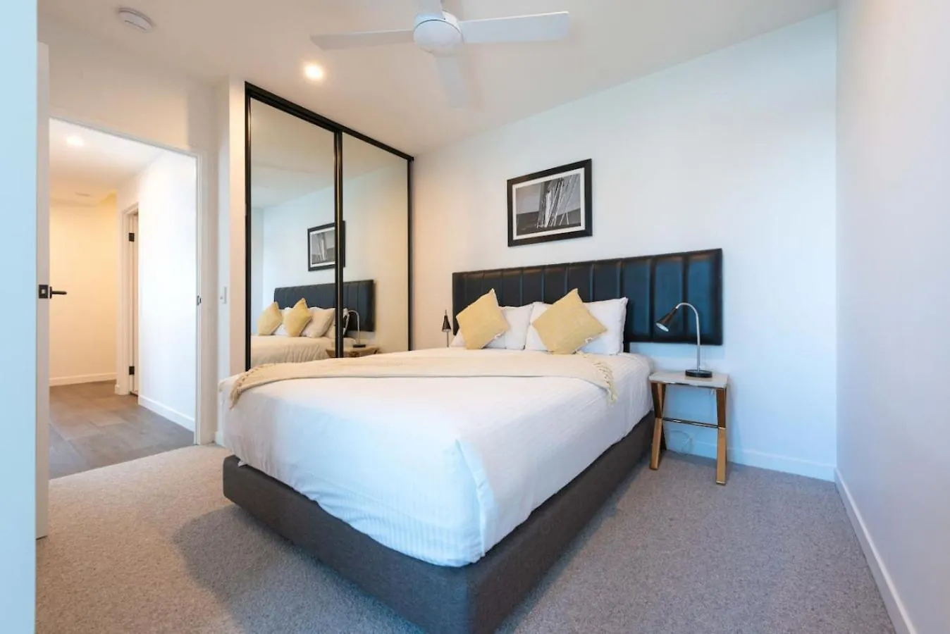 Appartement 2Br Luxury Retreat With Rooftop Pool Access Brisbane